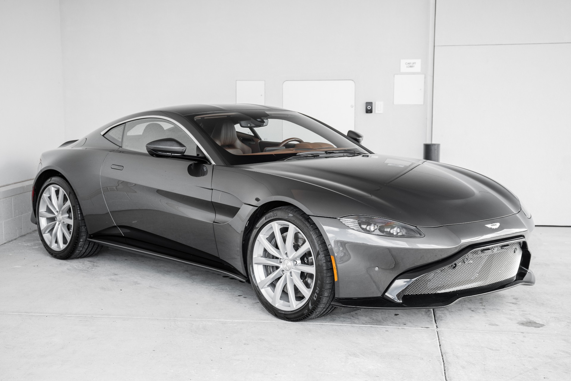 Used-2019-Aston-Martin-Vantage-Base-1663087896